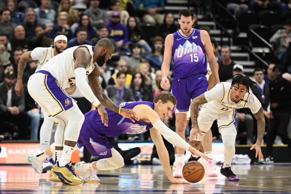 进攻战术多 进攻战术多