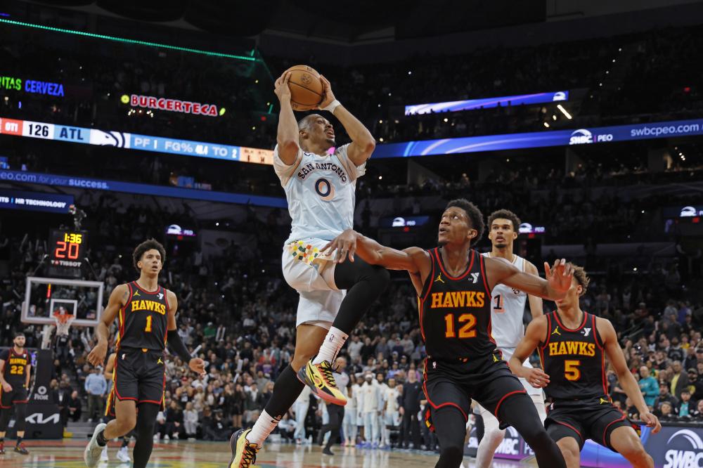 强了塞鸟在 强了塞鸟在